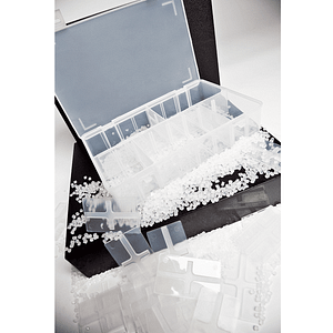 Clear Medium Plastic Organiser. Comes with x14 Dividers, 16 storage slots available.